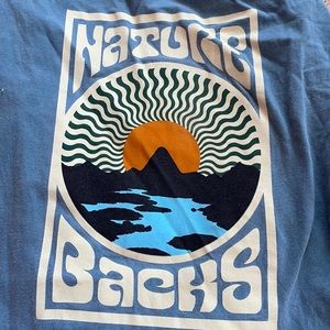 Nature backs Graphic Long Sleeve